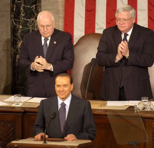 Quel discorso di Berlusconi acclamato al Congresso Usa