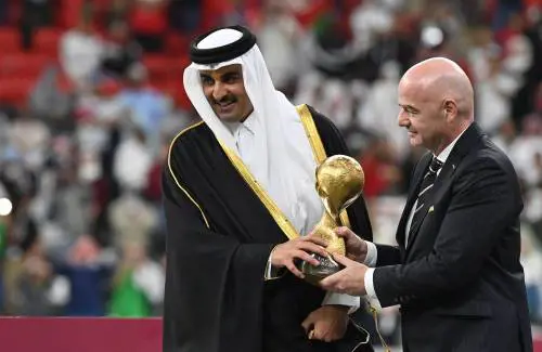 Lo "sceicco" Infantino e la residenza in Qatar
