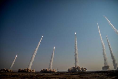"No alla guerra atomica", ma le superpotenze si riarmano