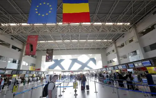 "Nuovi lockdown e ospedali sotto pressione": effetto Omicron sull’Europa dell'Est