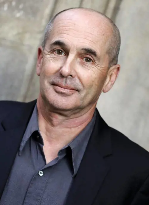 Enea, Elena e... la mafia. L’epica della guerra in una "Città in fiamme"