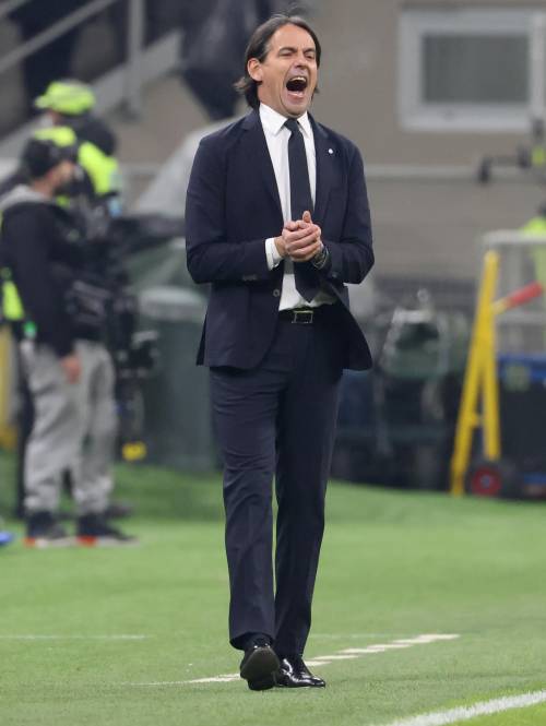 Ecco la prima di Simone mentre Conte perde a Londra