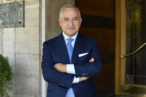 "In arrivo il nuovo piano pandemico". E sulle polmoniti Vaia rassicura