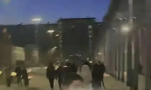 Maxi rissa tra 200 minorenni, scene da Gangs of New York alle porte di Torino