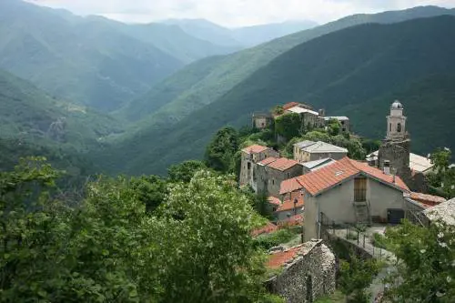 Triora, il borgo delle streghe vicino a Imperia