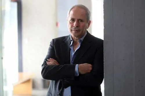 Crisanti e Ricolfi: "Superare le norme di emergenza"