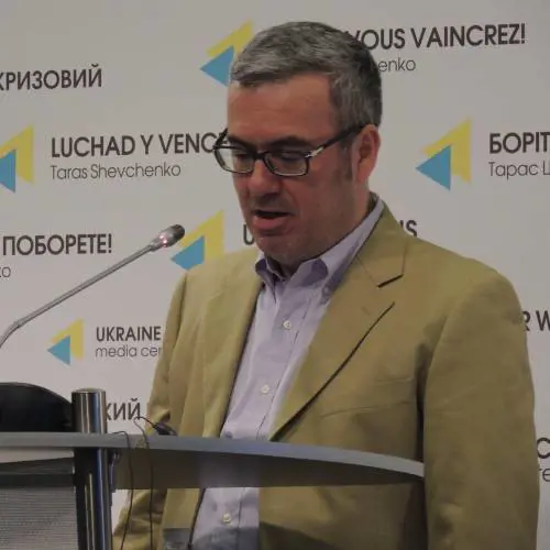 "Propaganda alla Stalin. Discorso orwelliano in tv per stravolgere la storia"