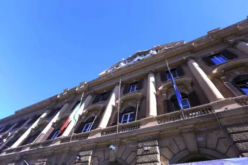 Btp Valore, rendite sopra il 3,25%: come funzionano le "cedole crescenti"