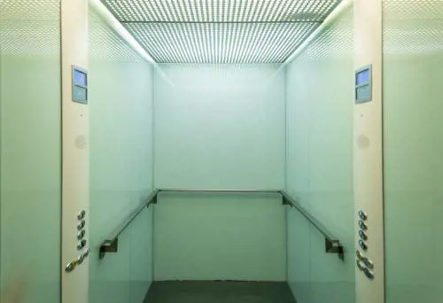 "Perché non è stato espulso?”. Scoppia la bufera sul clandestino stupratore