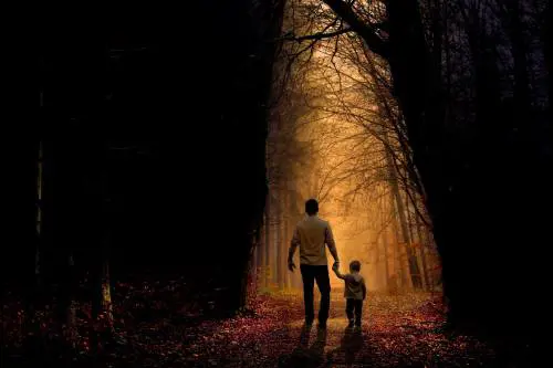 Bimbo di 4 anni trovato morto: "Era stato rapito dal baby sitter"