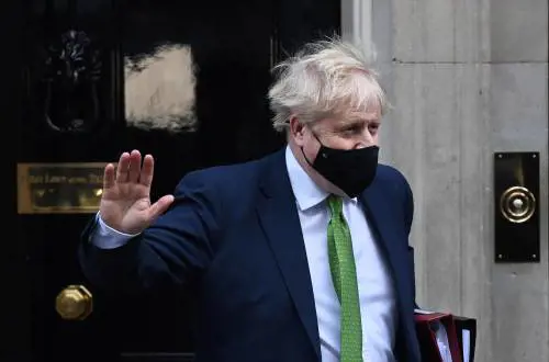Johnson avverte Putin: "Invasione? Ha sbagliato i calcoli..."
