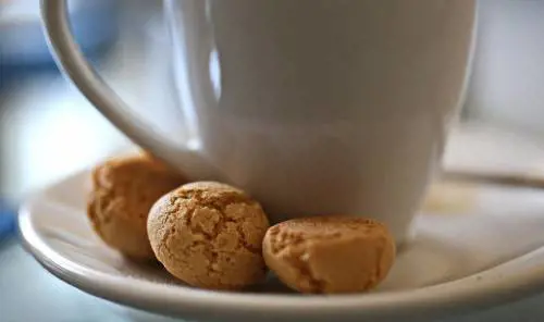 Saronno, la storia e le tradizioni degli amaretti