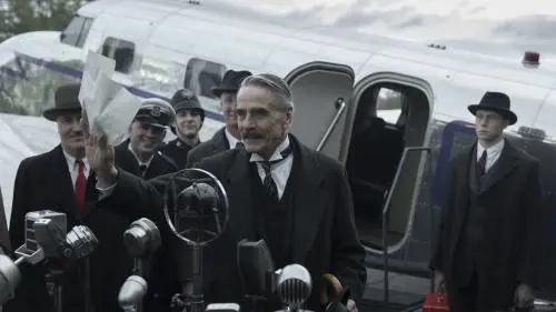 Conferenza di Monaco in un thriller riuscito