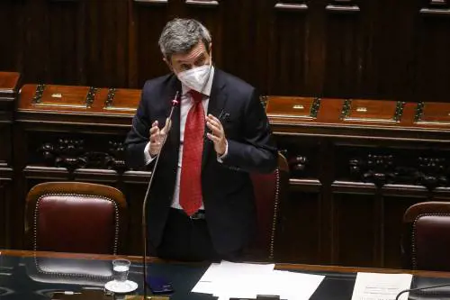 Liquidazione Alitalia: solo Orlando frena un'operazione riuscita