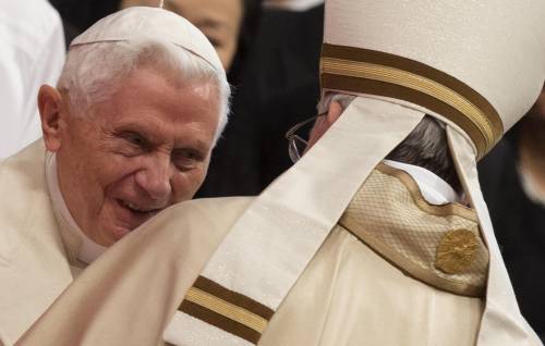 Il volto nascosto di Benedetto XVI: ecco la sua vera storia