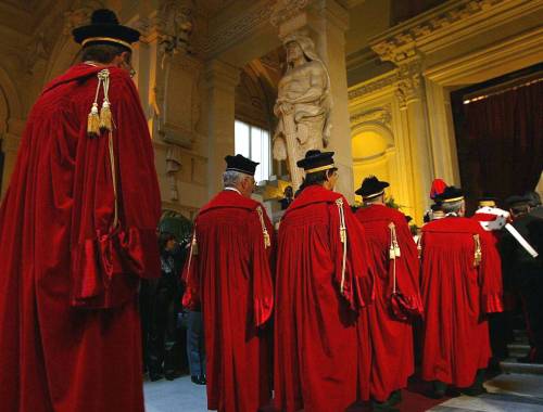 "Il governo attacca la magistratura". Il Csm difende la giudice di Catania ma si spacca