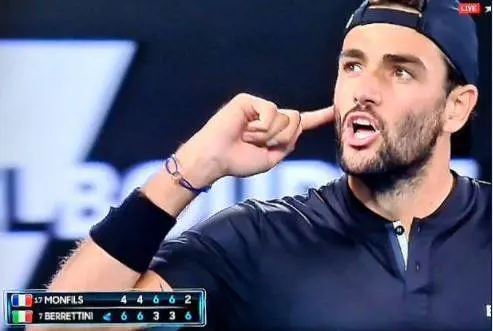 Con una frase Berrettini zittisce gli insulti dei francesi: cosa è successo