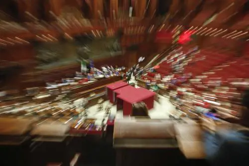 L'inutile guerra delle due rose