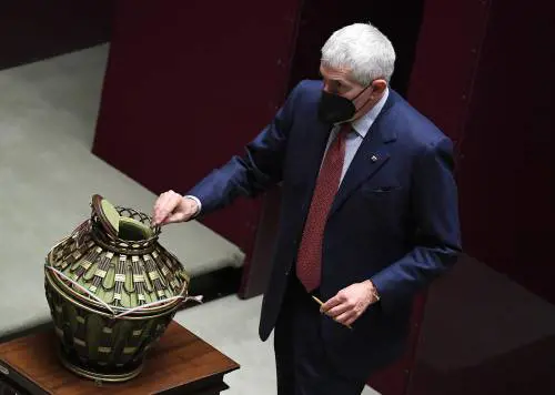 Quel "patto della cioccolata calda" che ha stoppato Casini al Colle