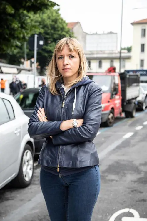 "Bella ciao" per zittire la Sardone. Lei li gela: "Siete solo dei poveri comunisti"