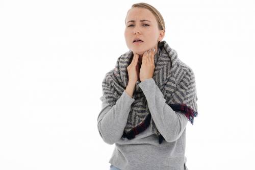Gozzo tiroideo, come riconoscerlo e prevenirlo a tavola