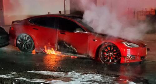 Garage sotterranei: se l’auto elettrica prende fuoco