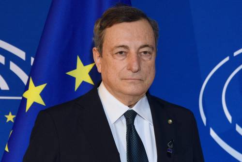 Via al "partito di Draghi" tra proclami e spacconate