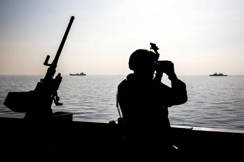 "Vanno seguiti ovunque": blitz delle forze russe nel Mediterraneo