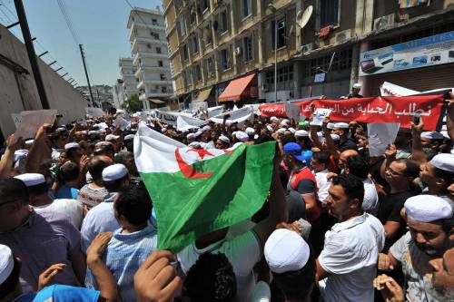 Sfiducia e malcontento: perché preoccupa la polveriera algerina