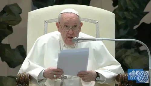 "Può salvare vite umane". Il Papa invitato a Kiev: cosa può succedere