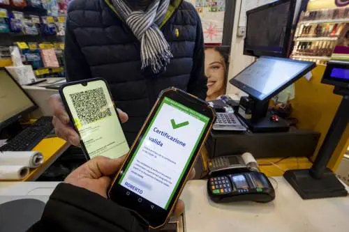 Stato d'emergenza e Cts arrivati al capolinea. Pass, le tappe per la fine