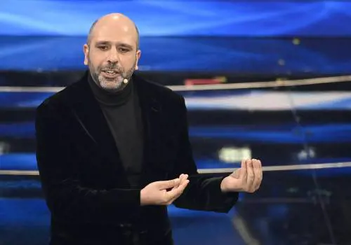 Il solito piagnisteo della sinistra contro lo show di Zalone