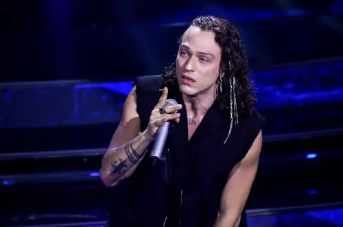Irama e Grignani come Bugo e Morgan? "Lite sulla cover da cantare" 