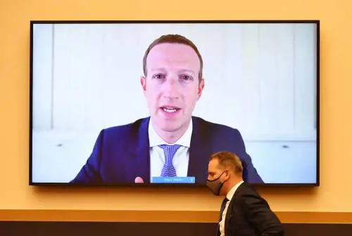 "Non lasciamo l'Europa": cosa c'è dietro alla guerra tra Ue e Facebook