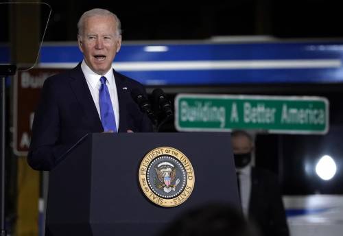 Altro che svolta green: Biden trivella più di Trump