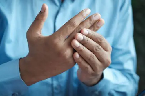 Dolori articolari, i rimedi naturali più efficaci