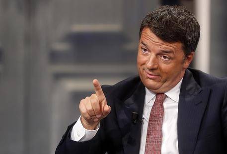 Matteo Renzi torna a flirtare col Pd