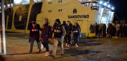 Omicidio e favoreggiamento dell'immigrazione: in arresto sei egiziani