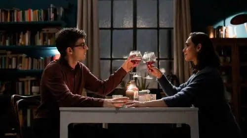 Su Netflix arriva Fedeltà. Ma che cos'è il tradimento?