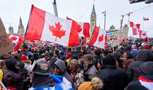 Le proteste no vax che riaprono le ferite tra Canada e Stati Uniti