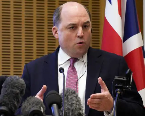 "Si è finto il premier. Sporco trucco...". Londra accusa i russi di spionaggio