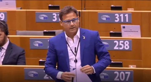 Angelo Ciocca (Lega) ha presentato un emendamento alla legge anti vino-birra