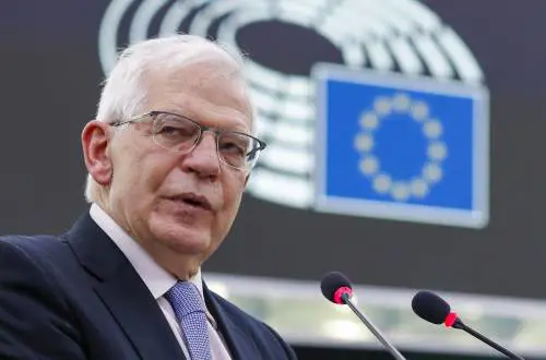 Borrell nella bufera per il tweet. Salvini attacca: "Siamo al ridicolo"