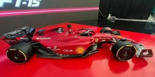 Fuga di foto... Ecco la nuova Ferrari