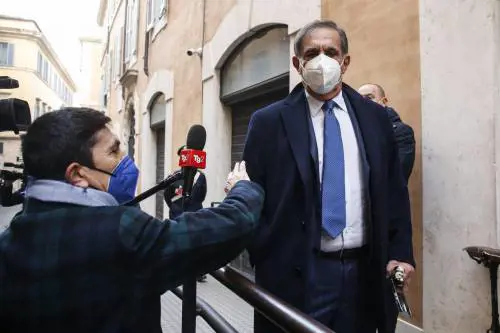 "Più la insultano...". La Russa zittisce il veleno sulla Meloni