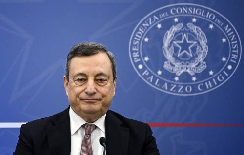 Via libera al dl bollette e Superbonus, Draghi: "È un governo bellissimo"