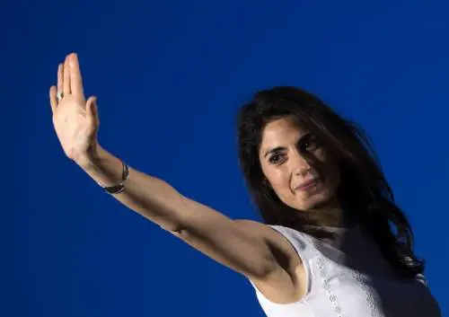 Giravolta della Raggi, dal no Expo Milano a capo della cabina di regia di Roma 2030 