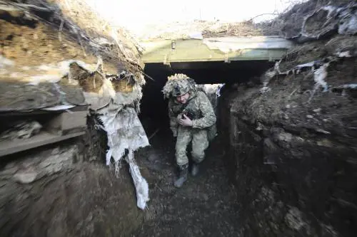 Alta tensione nel Donbass: cosa cambia con l'arrivo delle truppe russe