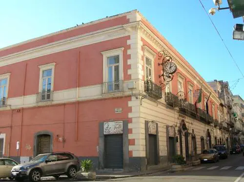 Il municipio di Torre Annunziata