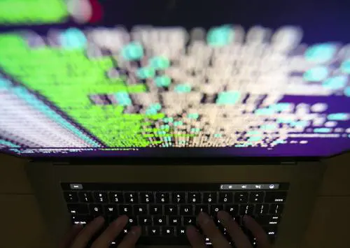 L'offensiva cyber che ha "accecato" l'Ucraina
